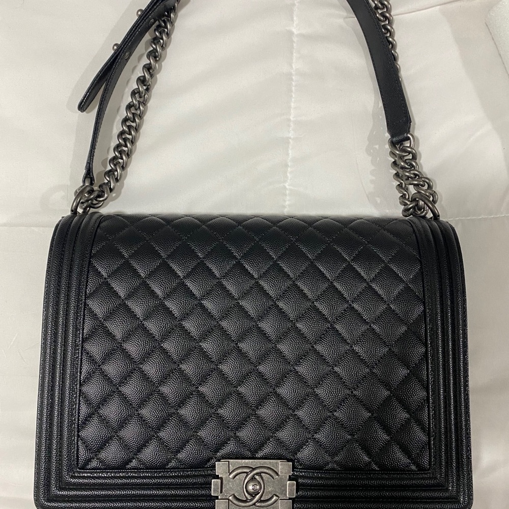 Chanel boy bag